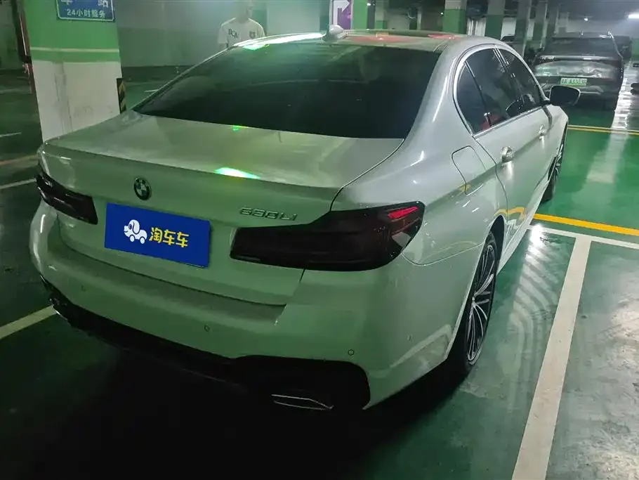 BMW 5 Series — фото 10