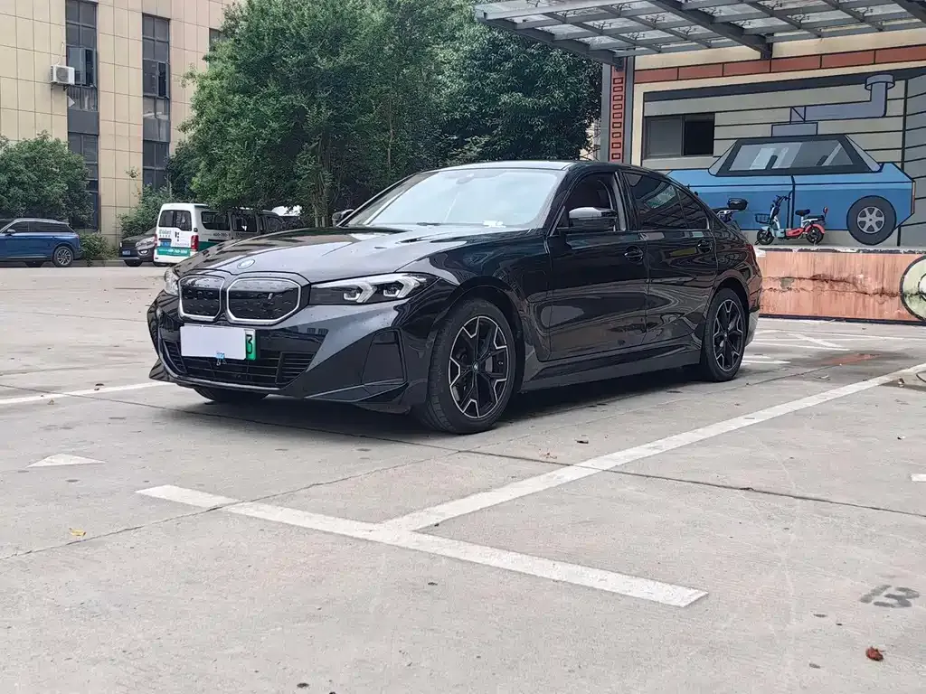 BMW i3 — фото 1
