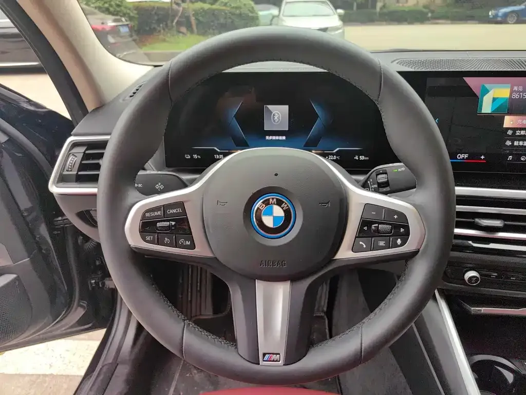 BMW i3 — фото 8