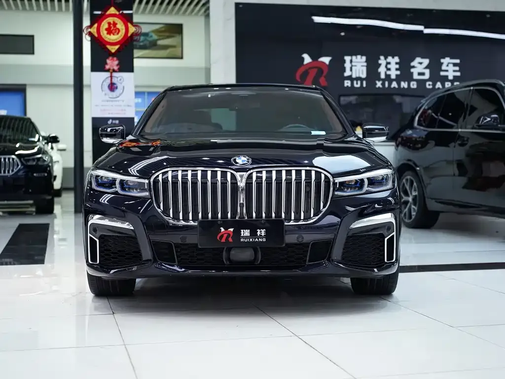 BMW 7 Series 2021 из CN, фото 4