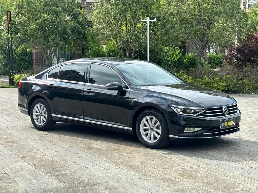 Volkswagen Magotan 2022 из CN, фото 8