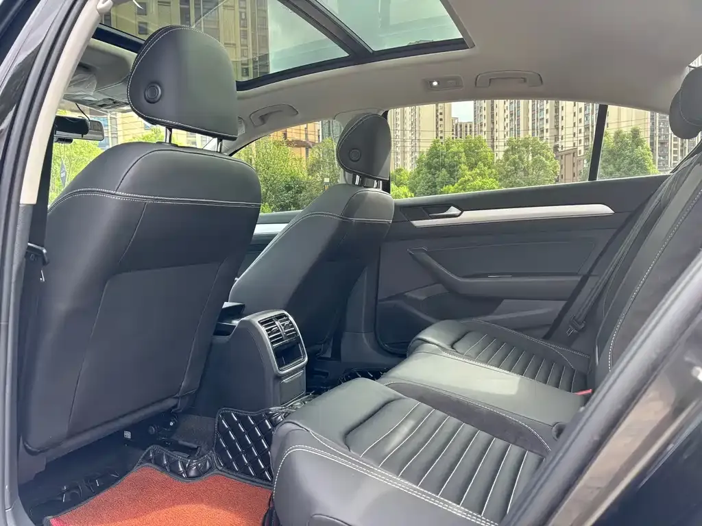 Volkswagen Magotan 2022 из CN, фото 3