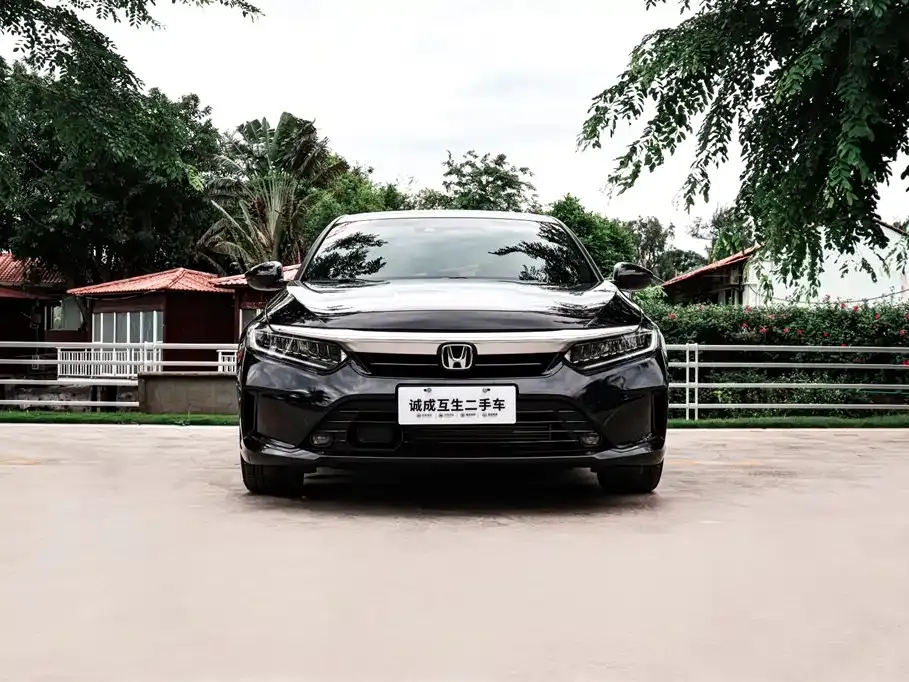 Honda Inspire — фото 6