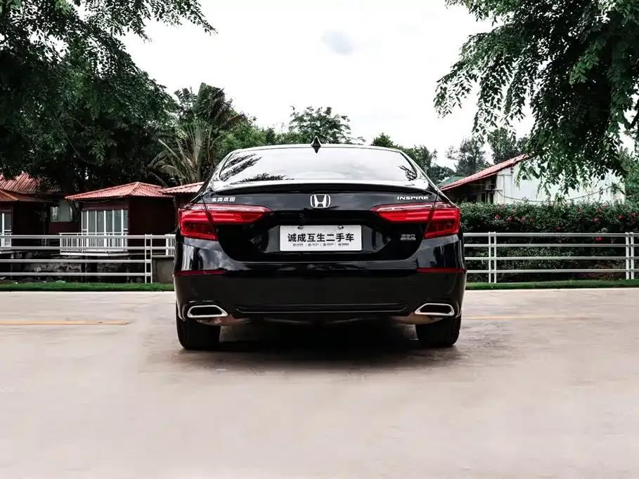 Honda Inspire — фото 3