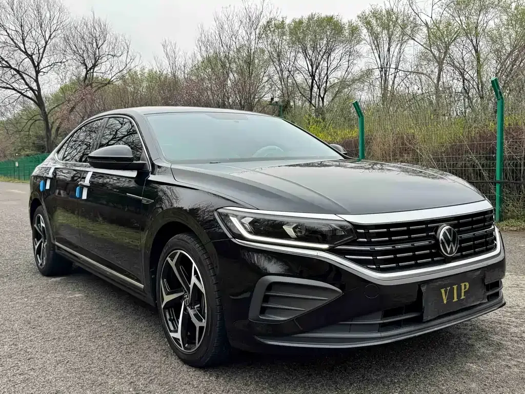 Volkswagen Passat — фото 4