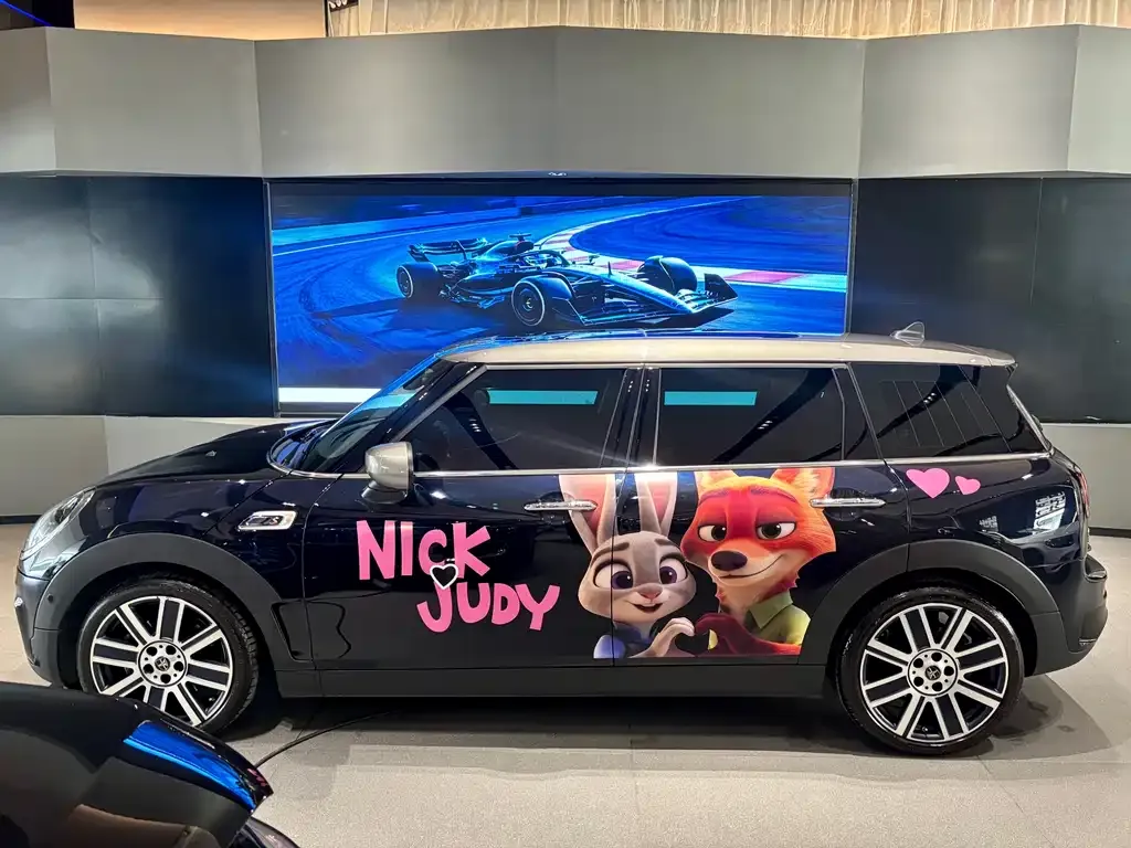 MINI Clubman — фото 5