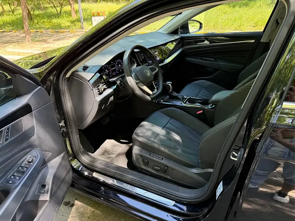Volkswagen Passat — фото 8