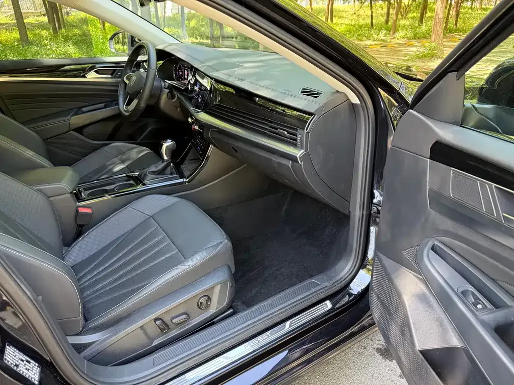 Volkswagen Passat — фото 2