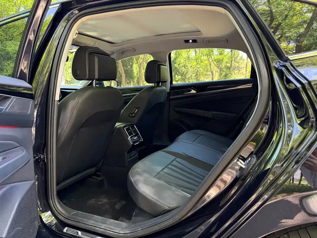 Volkswagen Passat — фото 5