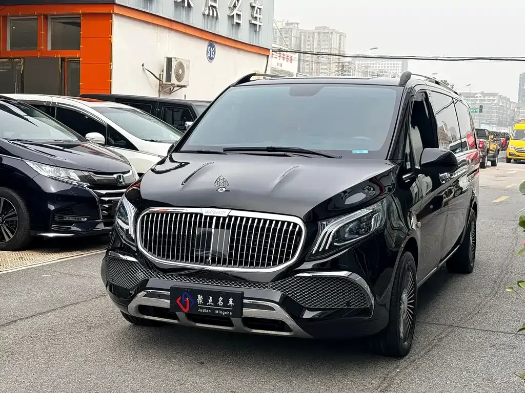 Mercedes-Benz Vito — фото 1