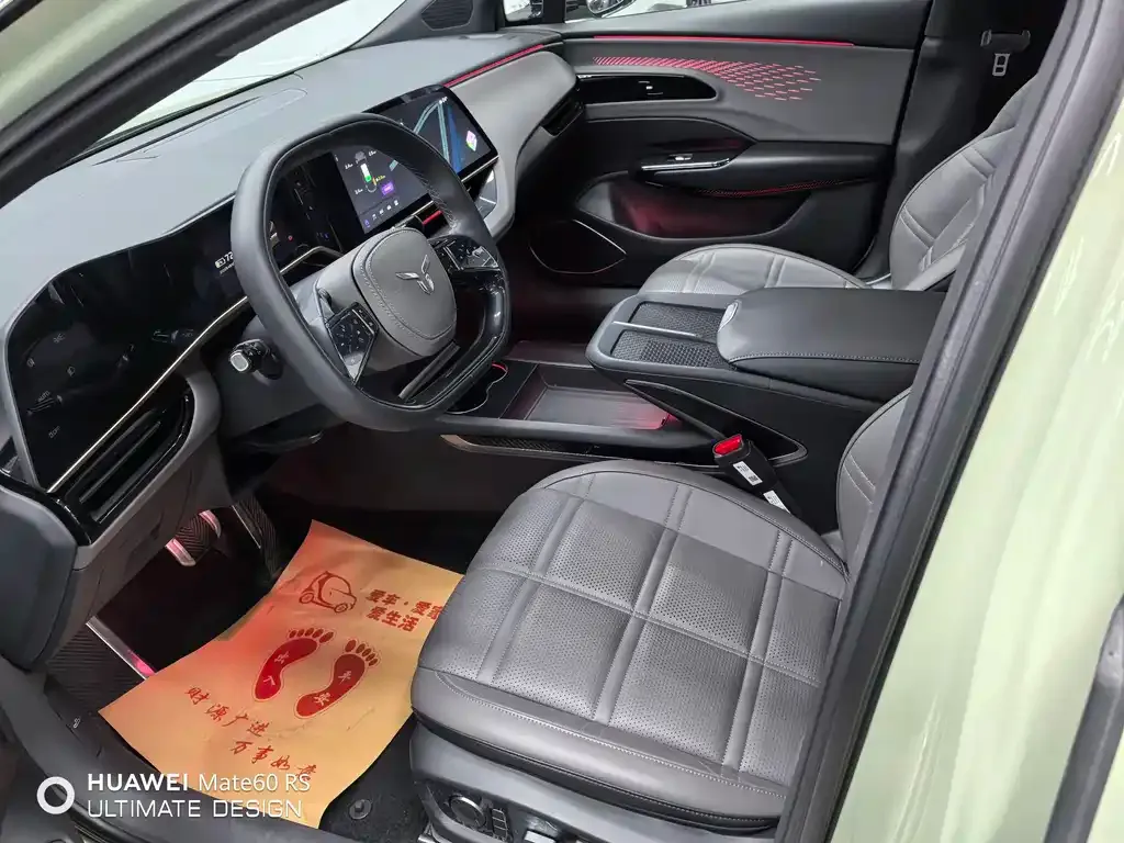 Hongqi EH7 2024 из CN, фото 4