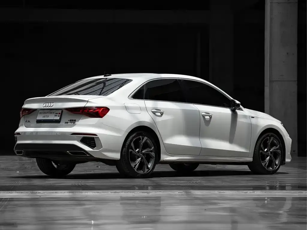 Audi A3 — фото 7