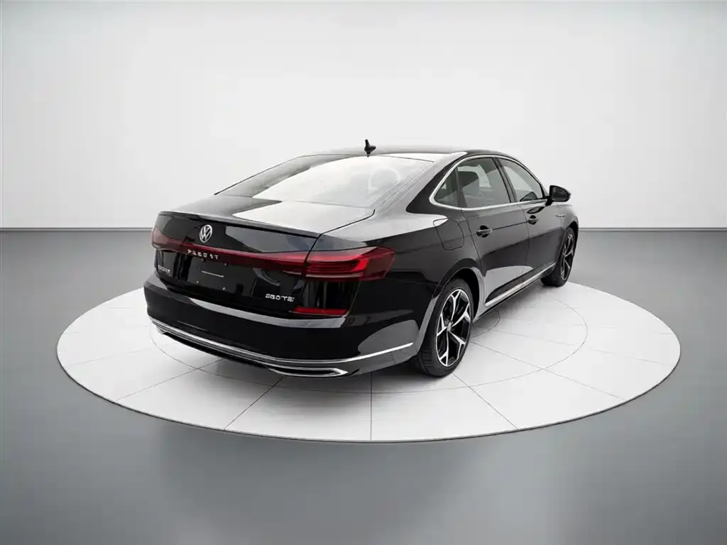 Volkswagen Passat — фото 2