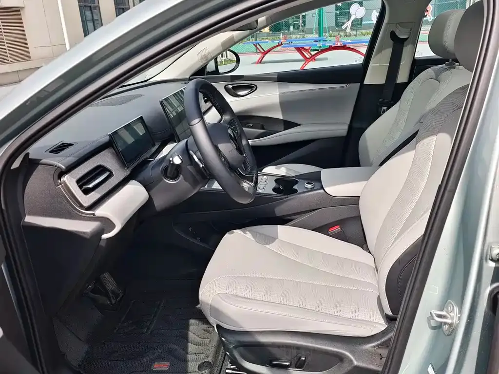 BYD Seal 06 DM-i Touring Edition — фото 7