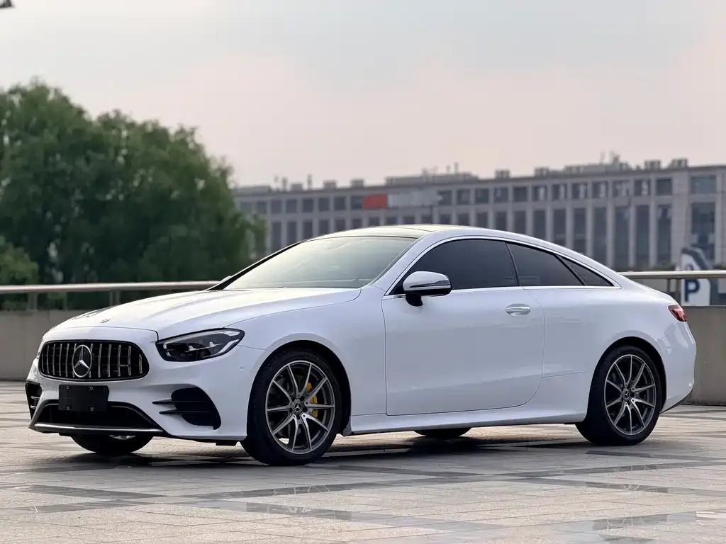 Mercedes-Benz E-Class (Import) — фото 1