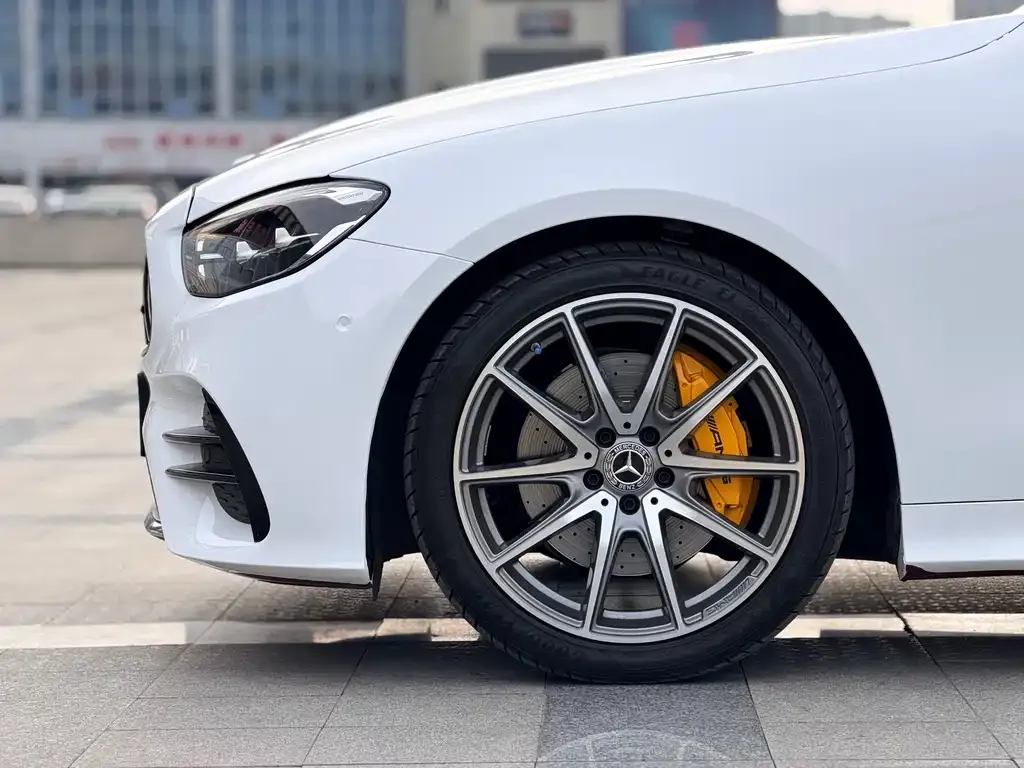 Mercedes-Benz E-Class (Import) — фото 6