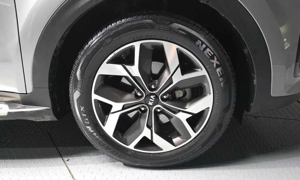 Kia Sportage — фото 6