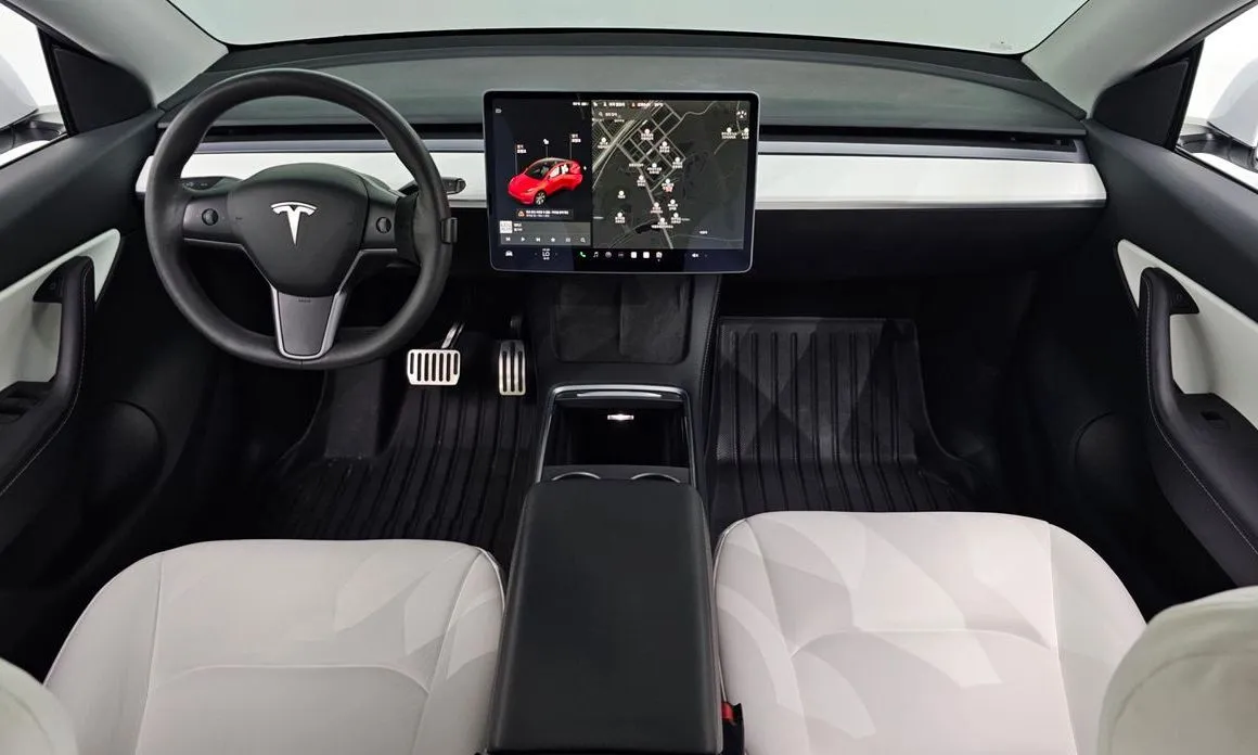 Tesla Model Y — фото 4