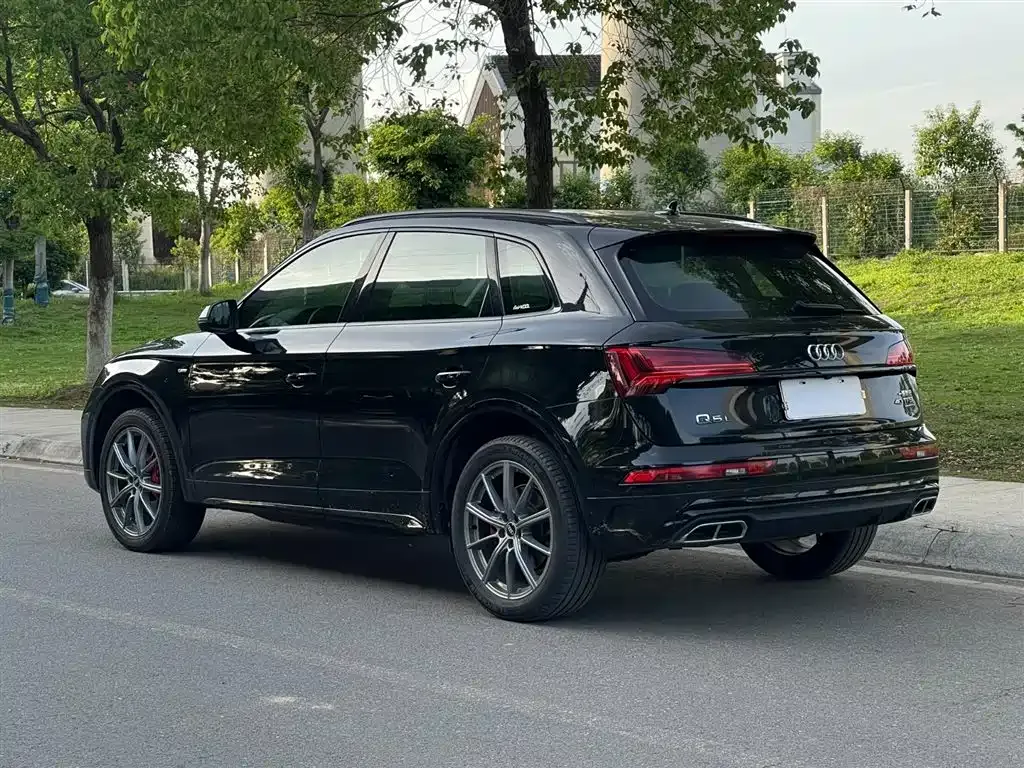 Audi Q5L 2023 из CN, фото 10