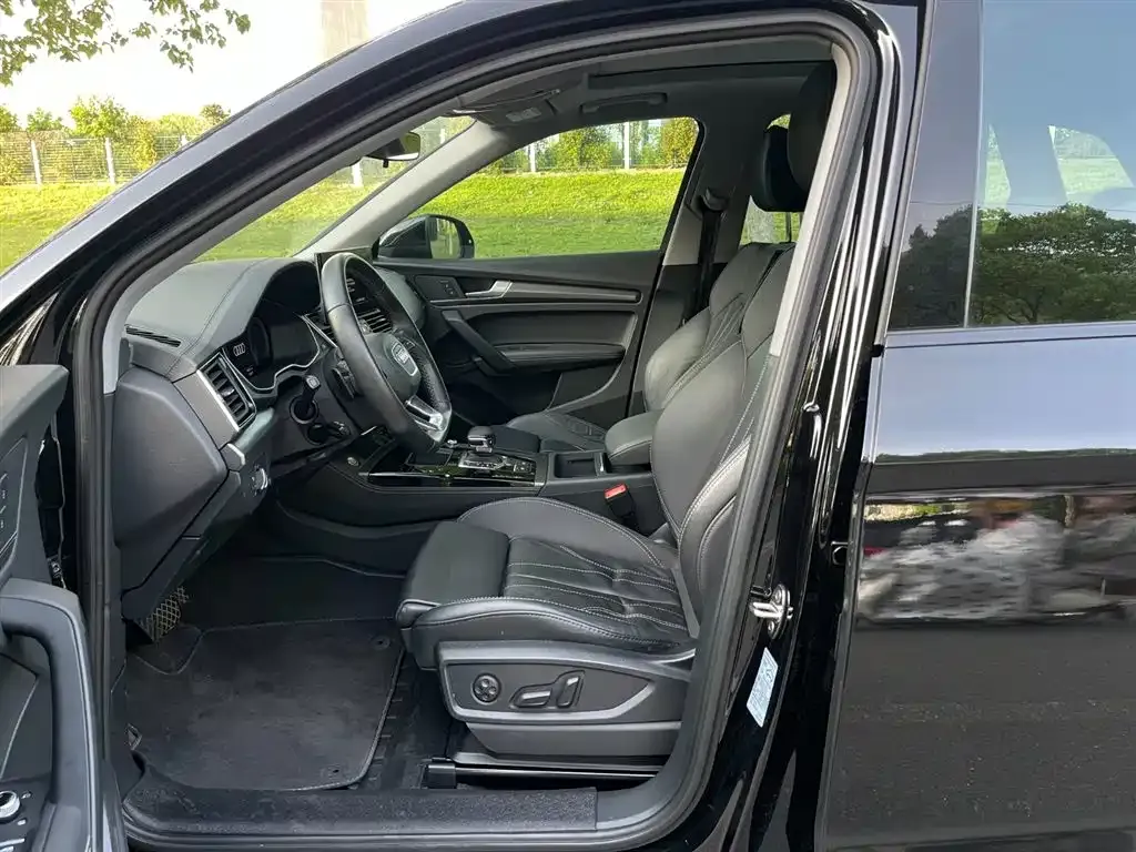 Audi Q5L 2023 из CN, фото 6