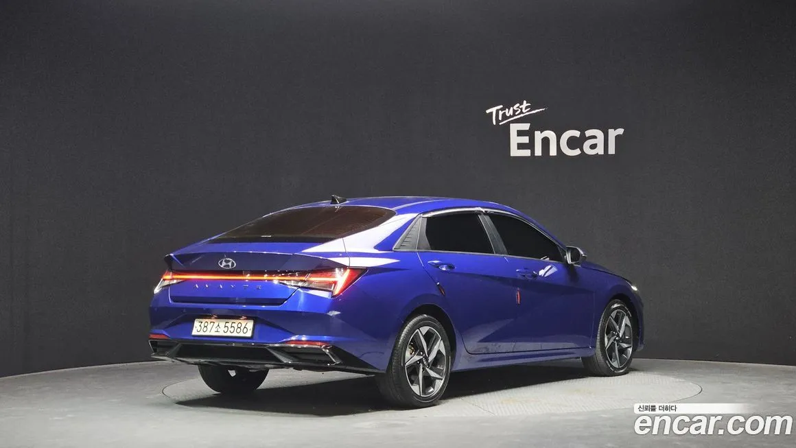 Hyundai AVANTE — фото 8