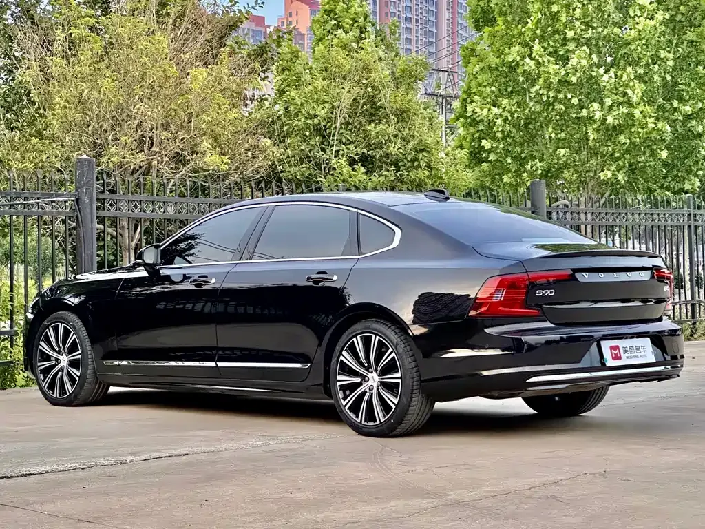 Volvo S90 — фото 7