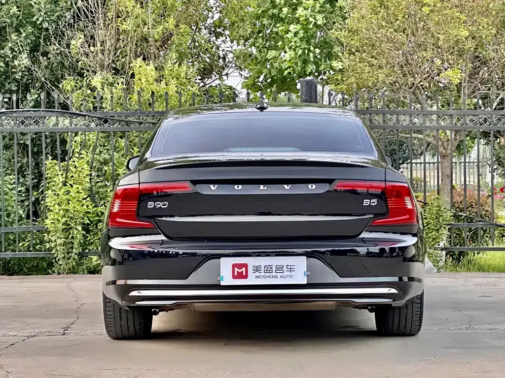 Volvo S90 — фото 9