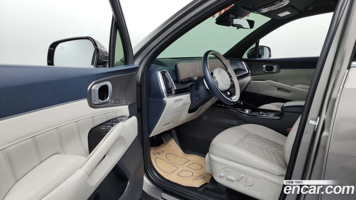Kia Sorento — фото 6