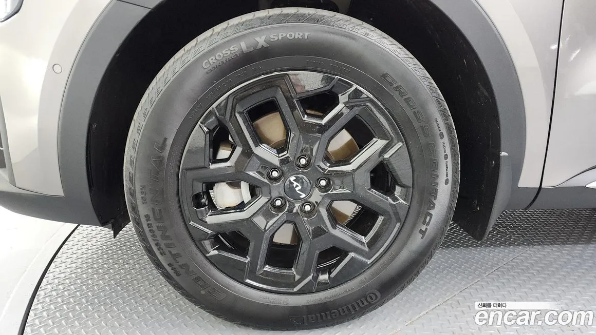 Kia Sorento — фото 8