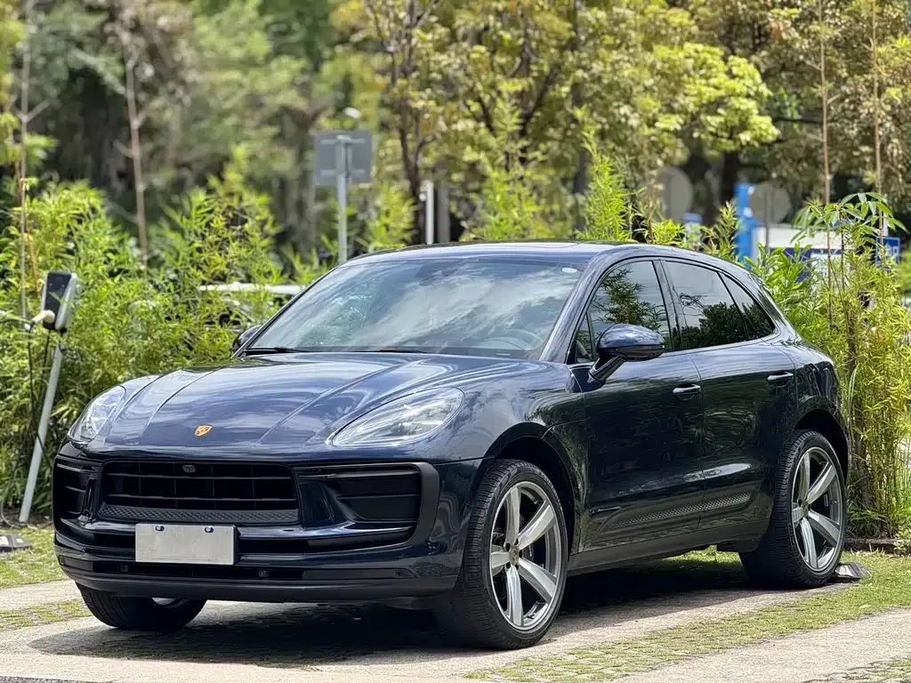 Porsche Macan — фото 1