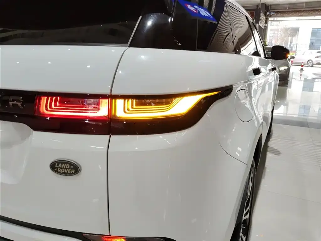 Land Rover Evoque — фото 9