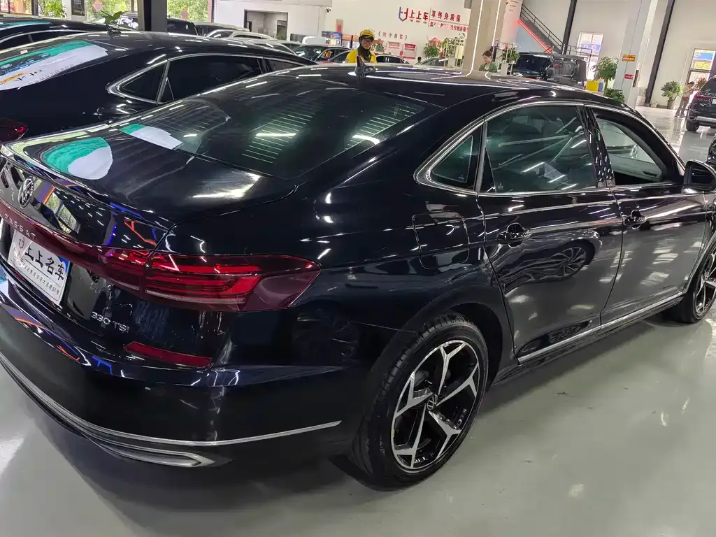 Volkswagen Passat 2024 из CN, фото 9