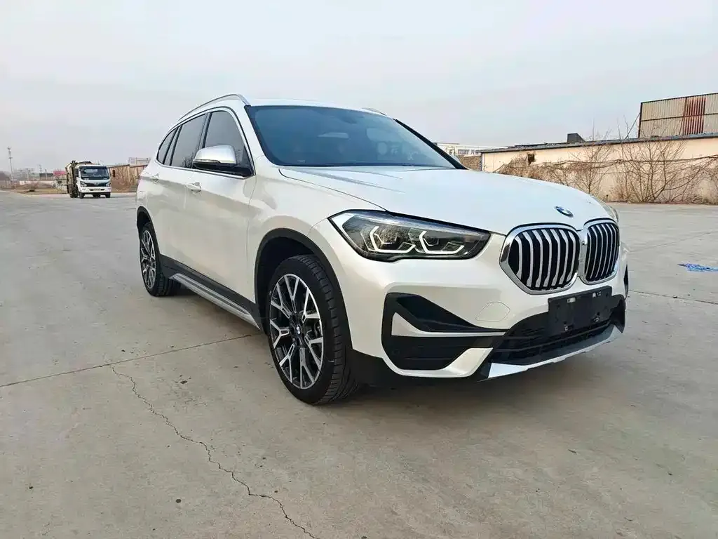 BMW X1 — фото 3