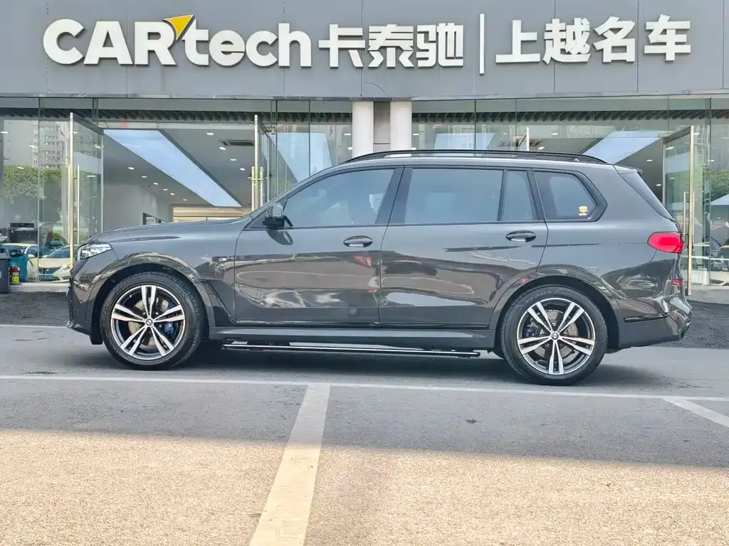 BMW X7 2021 из CN, фото 7