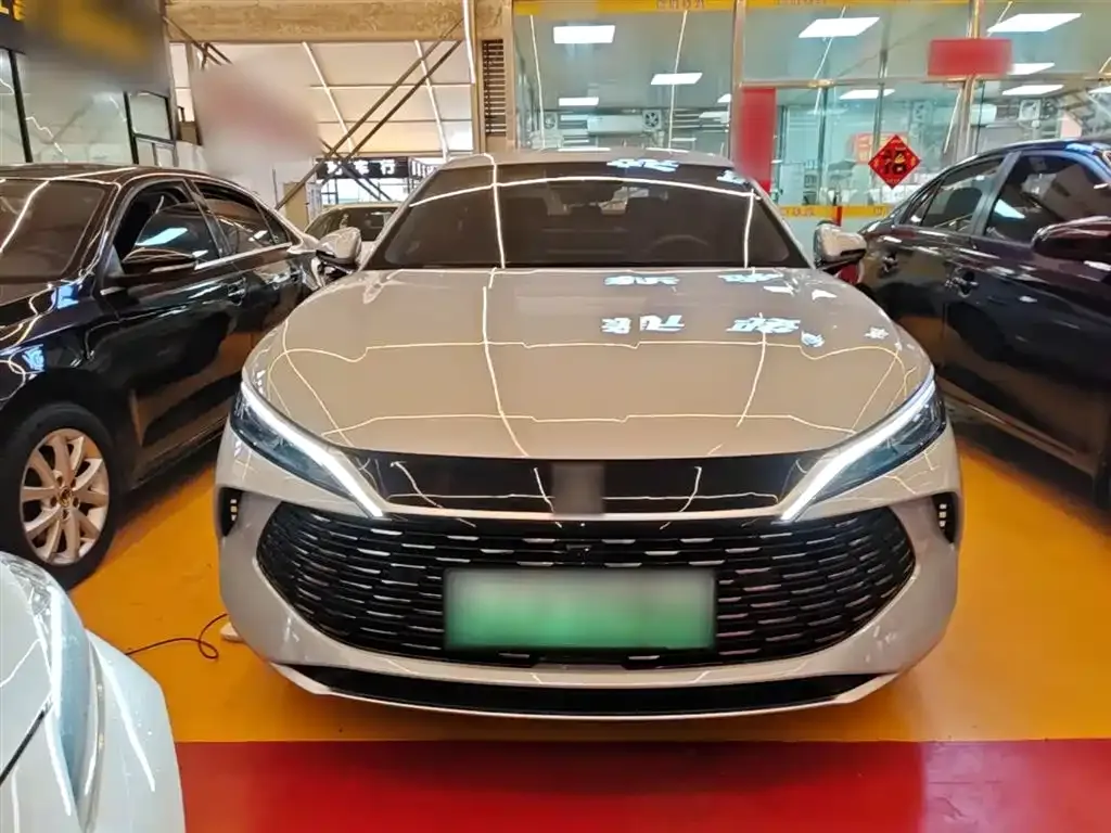 BYD Qin L — фото 10