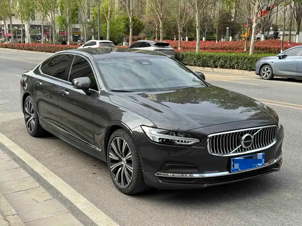 Volvo S90 — фото 9