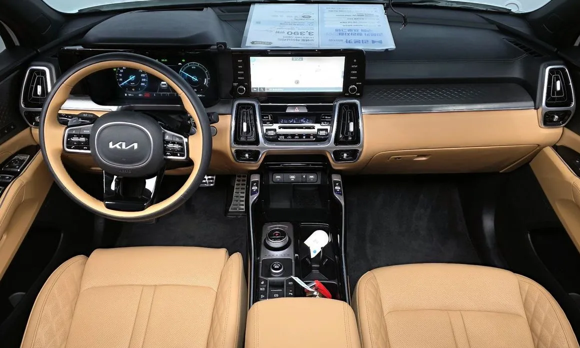 Kia Sorento — фото 7