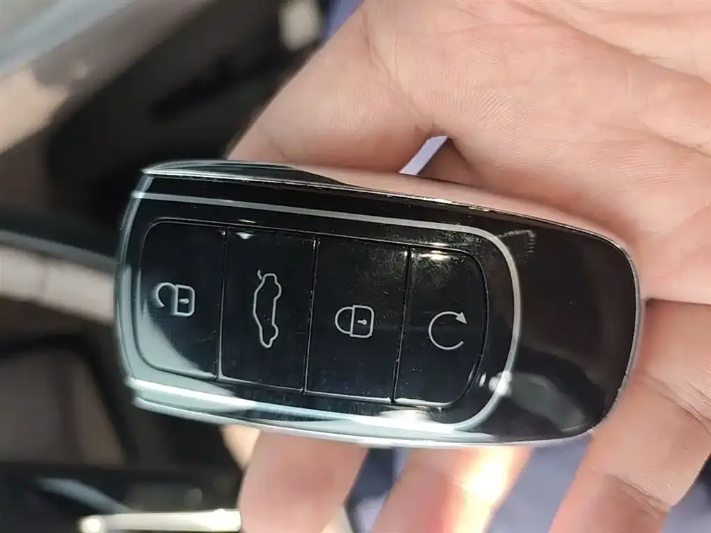Chery Tiggo 8 PLUS — фото 9