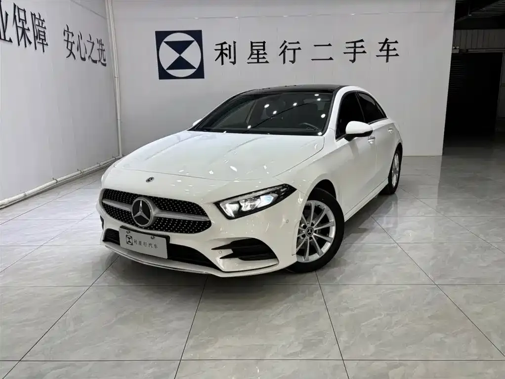 Mercedes-Benz A-Class — фото 1