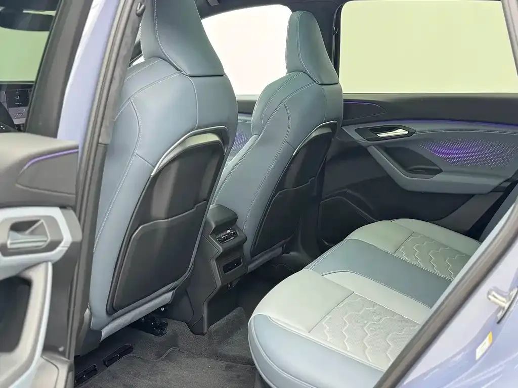 Audi Q6L e-tron 2025 из CN, фото 5