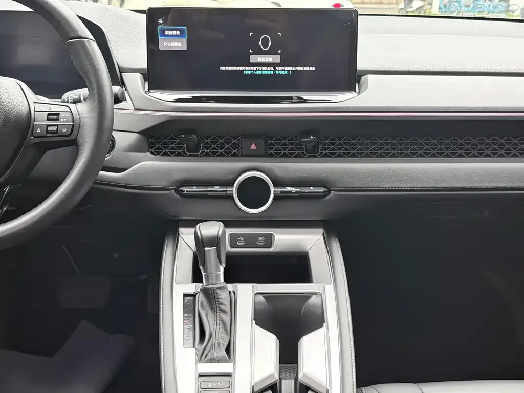 Honda Accord — фото 5