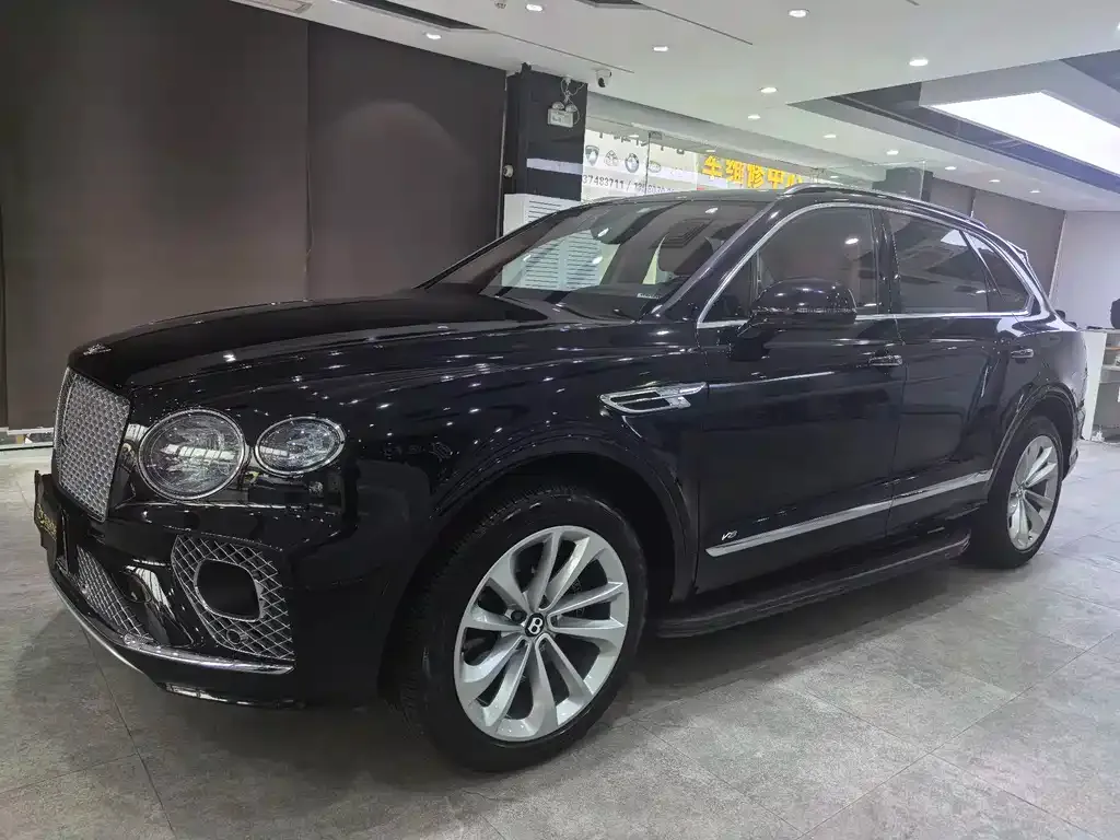 Bentley Bentayga 2021 из CN, фото 5