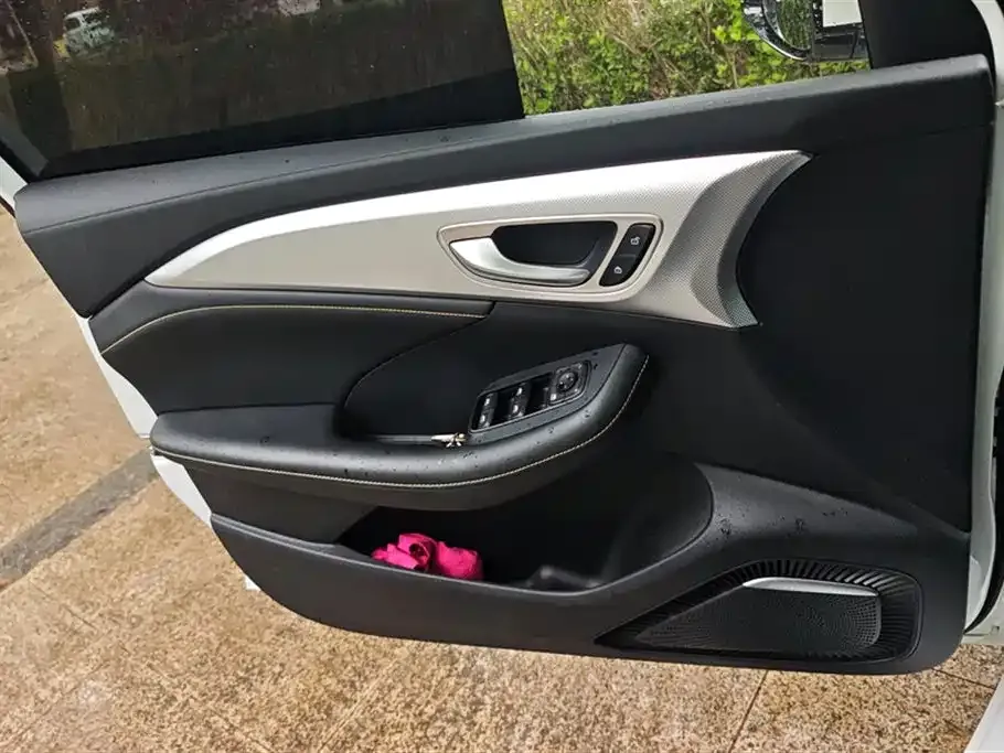 Roewe i6 MAX New Energy 2026 из CN, фото 5