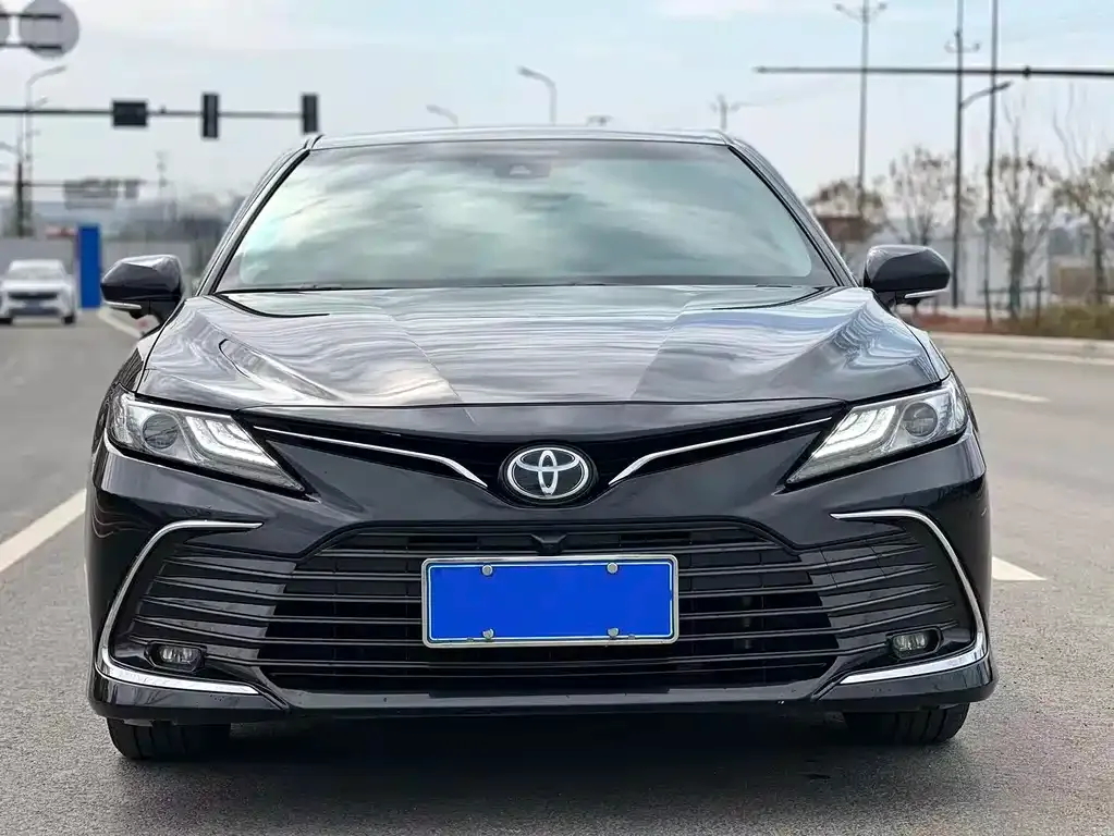 Toyota Camry 2023 из CN, фото 4