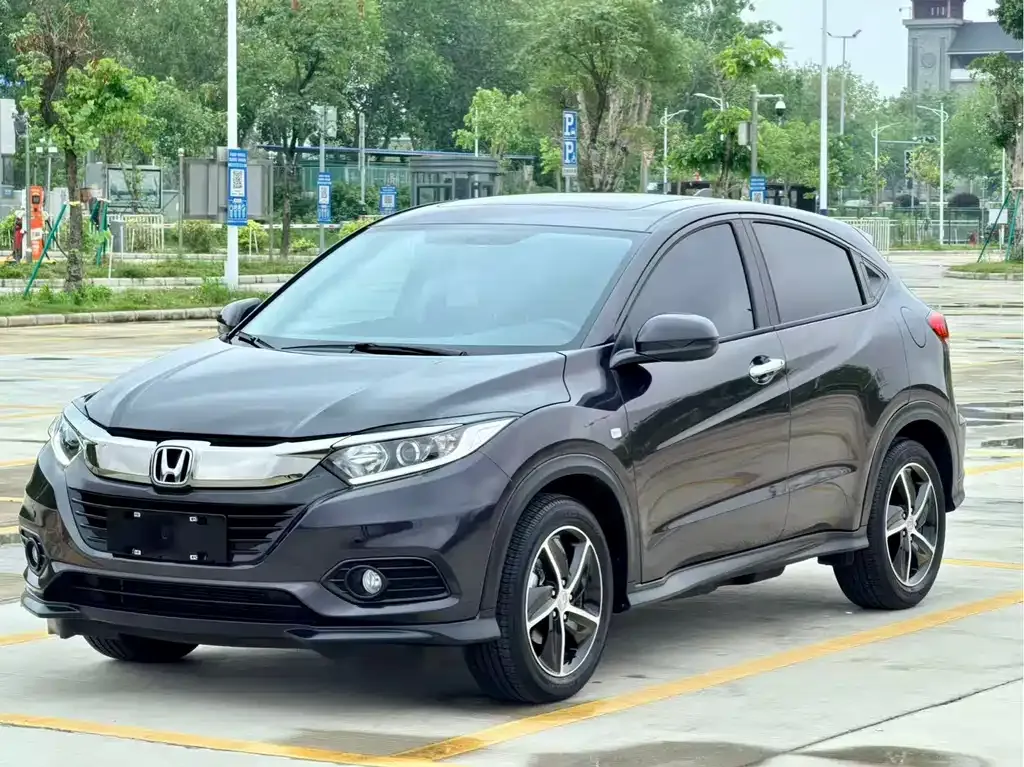 Honda Vezel — фото 1