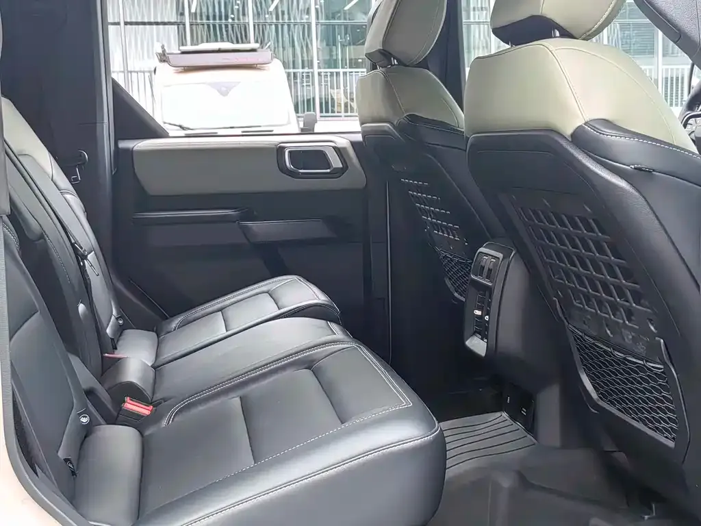 Ford Bronco 2024 из CN, фото 3