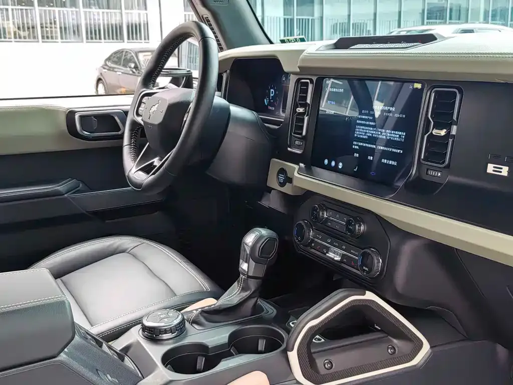 Ford Bronco 2024 из CN, фото 6