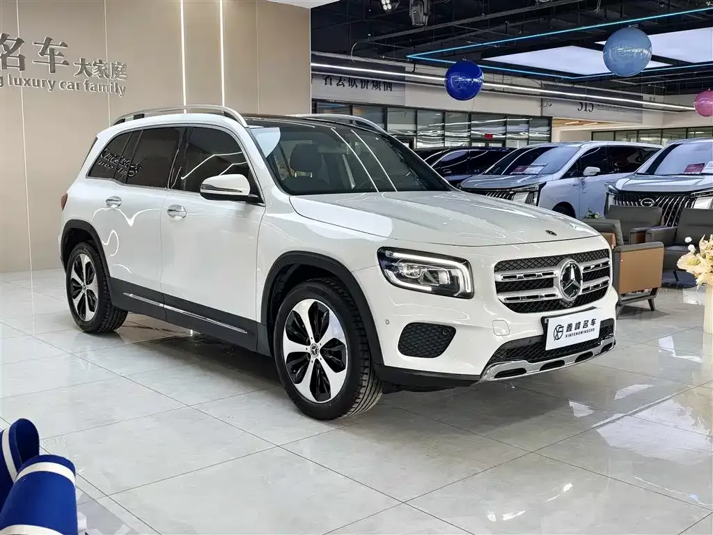 Mercedes-Benz GLB — фото 4
