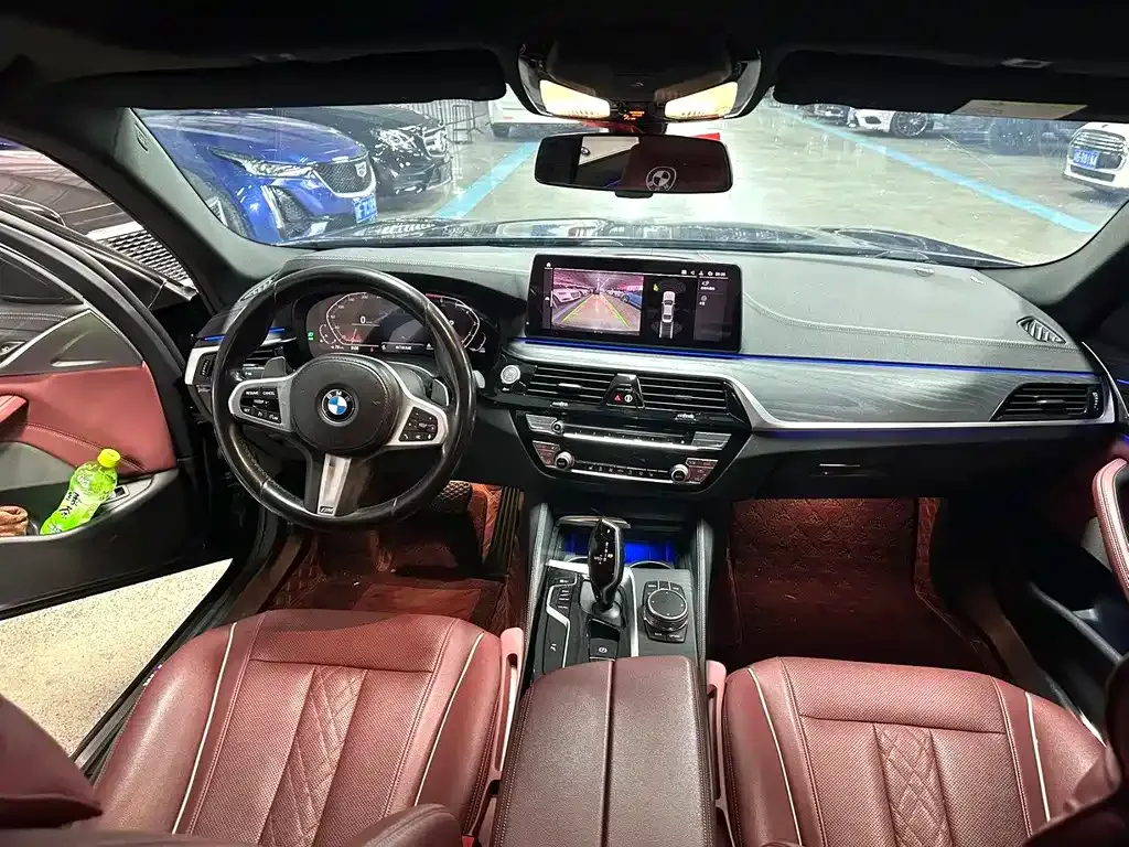 BMW 5 Series — фото 4