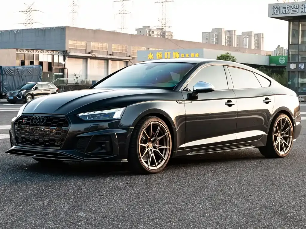 Audi S5